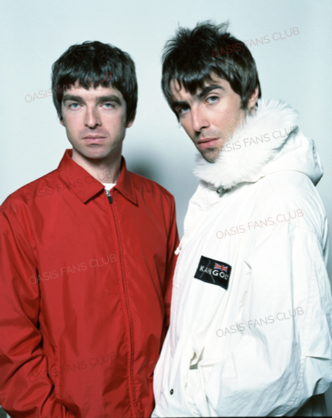 Liam and Noel Gallagher – April 9, 2001 at Scala, London, England